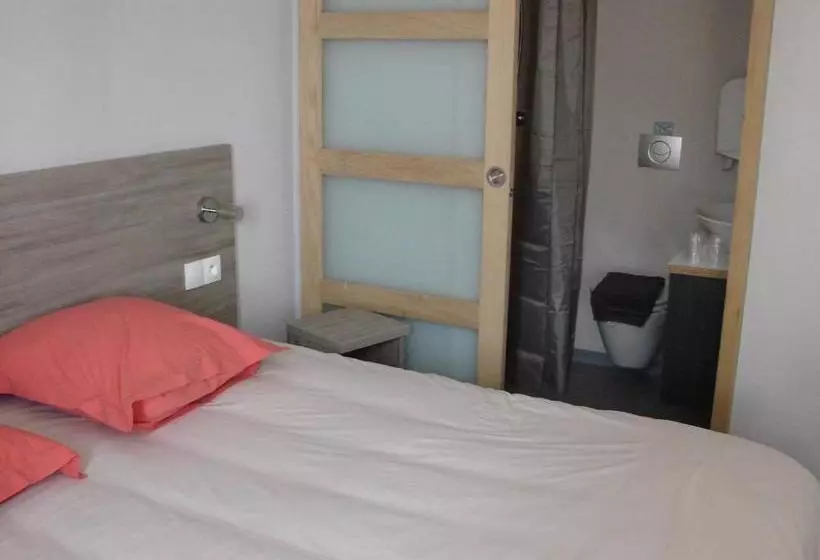 هتل L'envers Du Castille