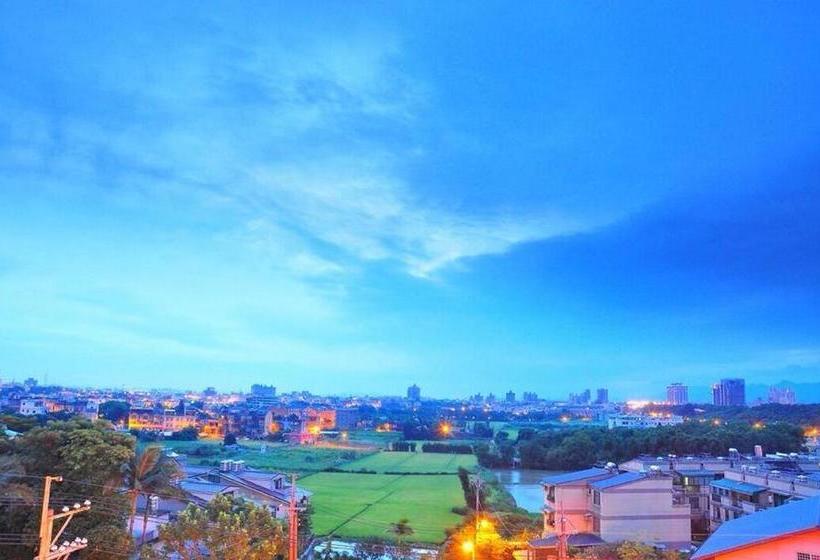 هتل Puti Commercial