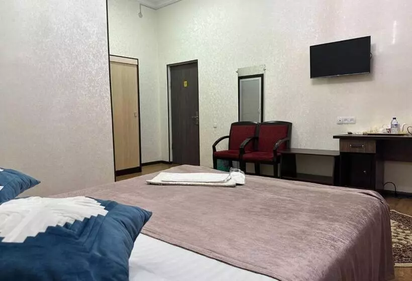 Hotel Ratmina