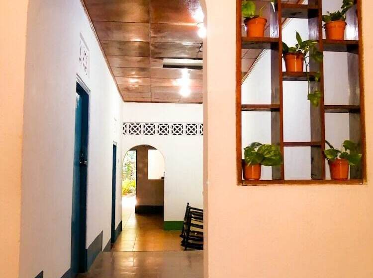 هاستل Hostal El Rio