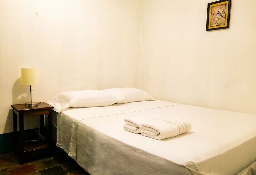 هاستل Hostal El Rio