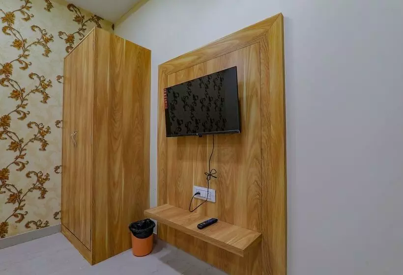 Fabhotel Super 3 Premium