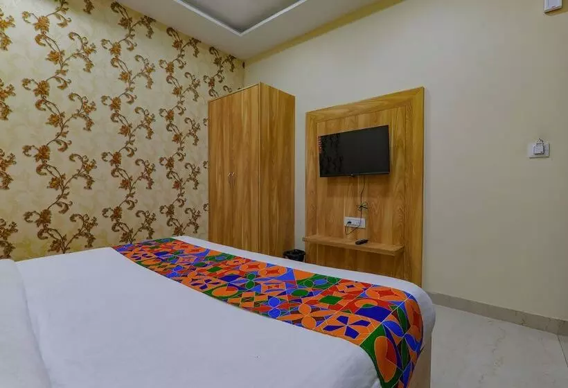 Fabhotel Super 3 Premium