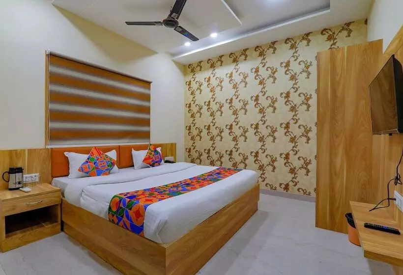 Fabhotel Super 3 Premium