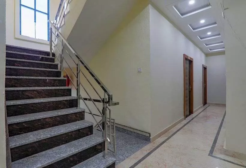 Fabhotel Super 3 Premium