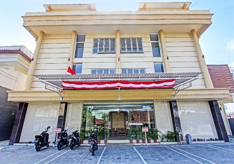 Отель Mutiara Lombok By Oyo