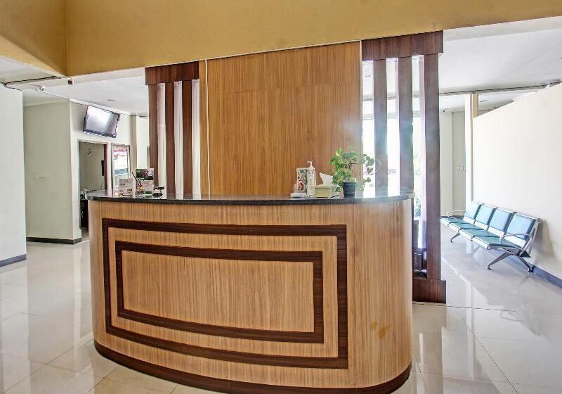 Отель Mutiara Lombok By Oyo