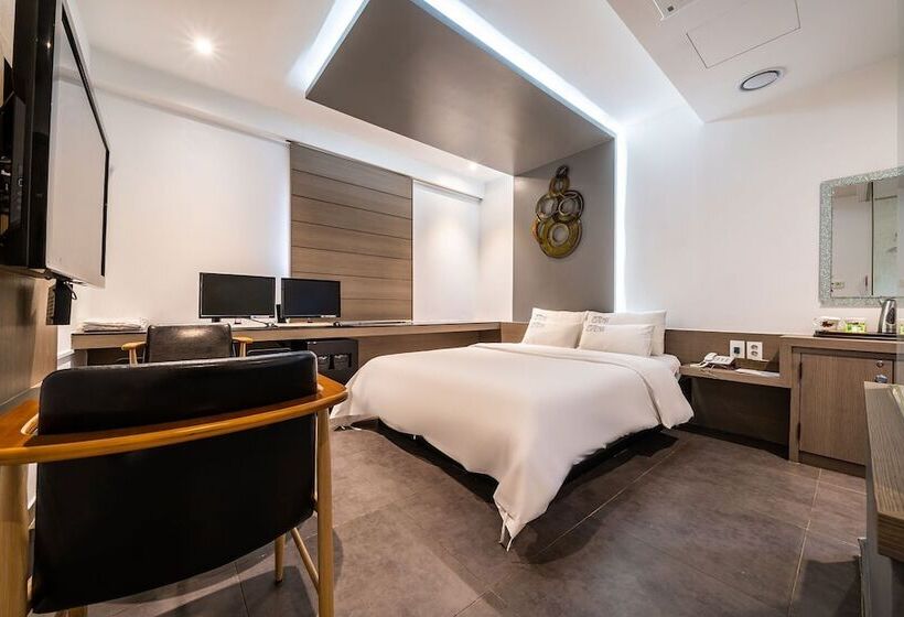 モーテル Jongro Cinema