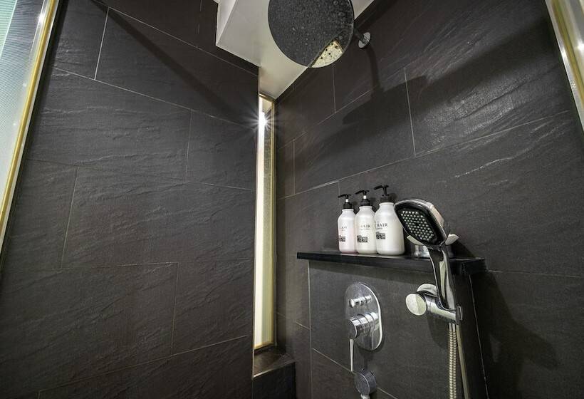 モーテル Jongro Cinema