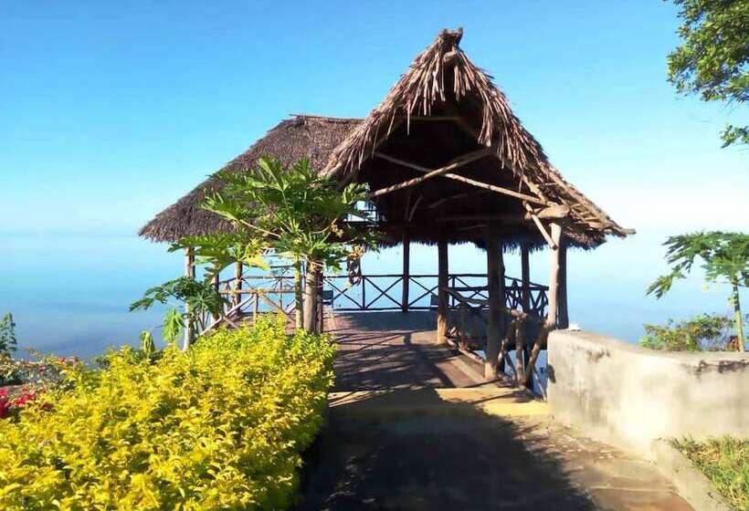 بنسيون Zan Oceans Resort