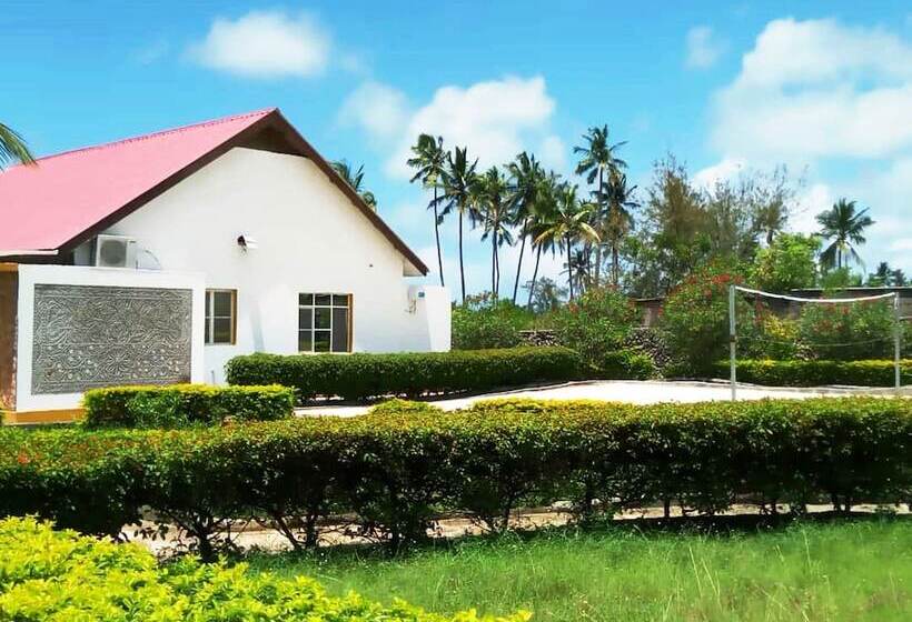 بنسيون Zan Oceans Resort