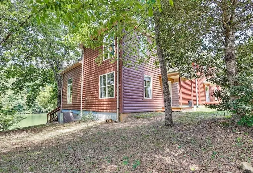 Double Springs Cabin Stay W/ Deck + Shared Dock!