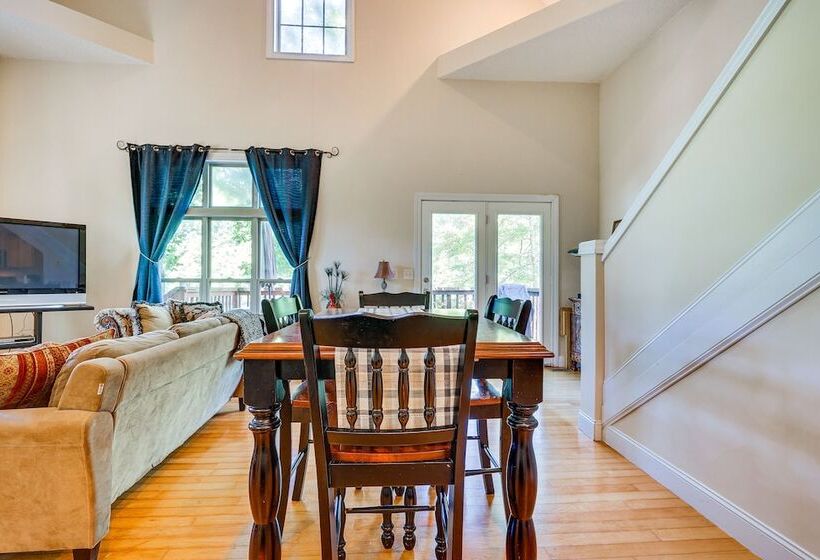 Double Springs Cabin Stay W/ Deck + Shared Dock!