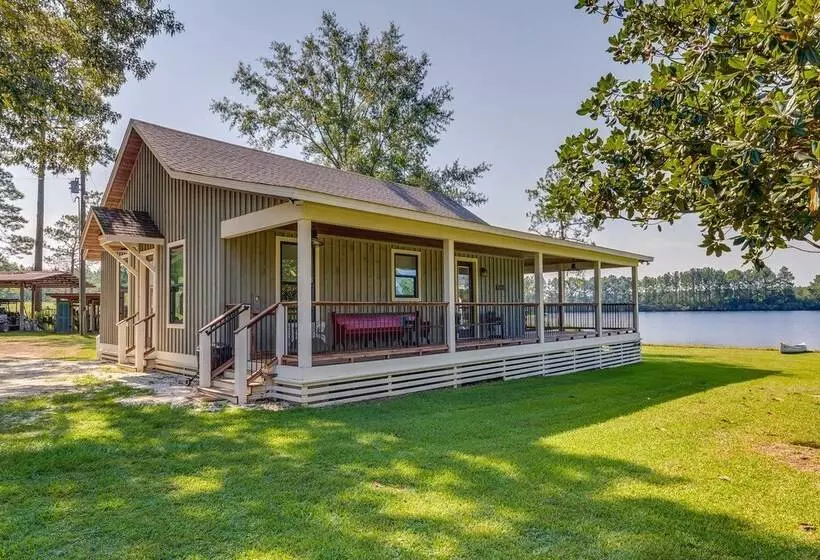 Escape To Nature: Lakefront Jay Cottage W/ Views!