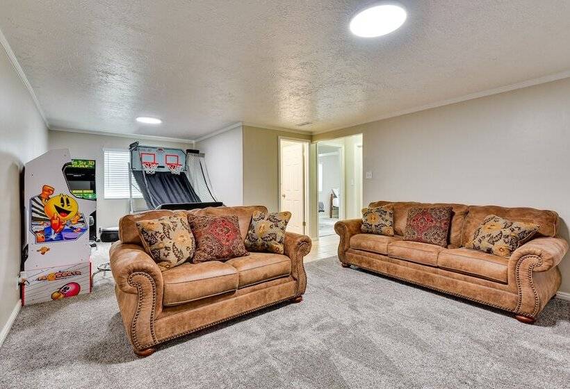 Family Friendly Clearfield Home W/ Hot Tub!