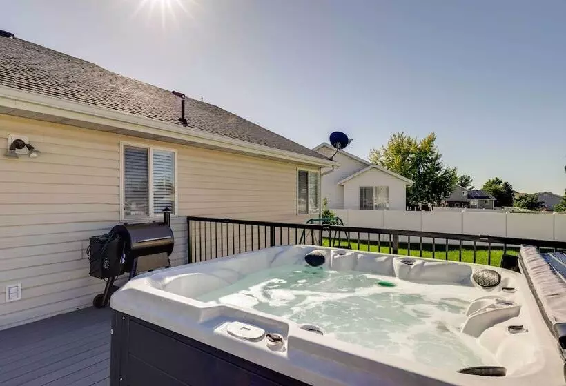 Family Friendly Clearfield Home W/ Hot Tub!