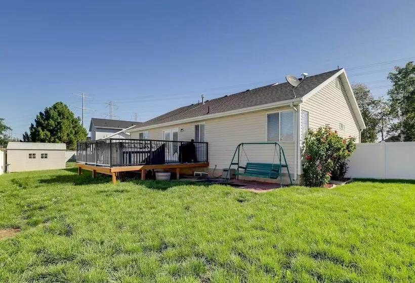 Family Friendly Clearfield Home W/ Hot Tub!