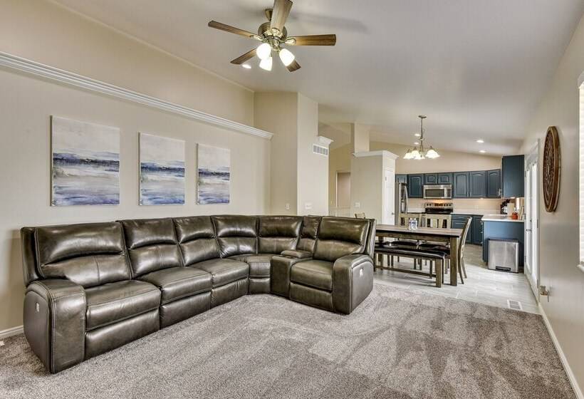 Family Friendly Clearfield Home W/ Hot Tub!