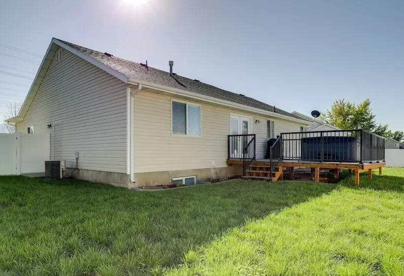 Family Friendly Clearfield Home W/ Hot Tub!