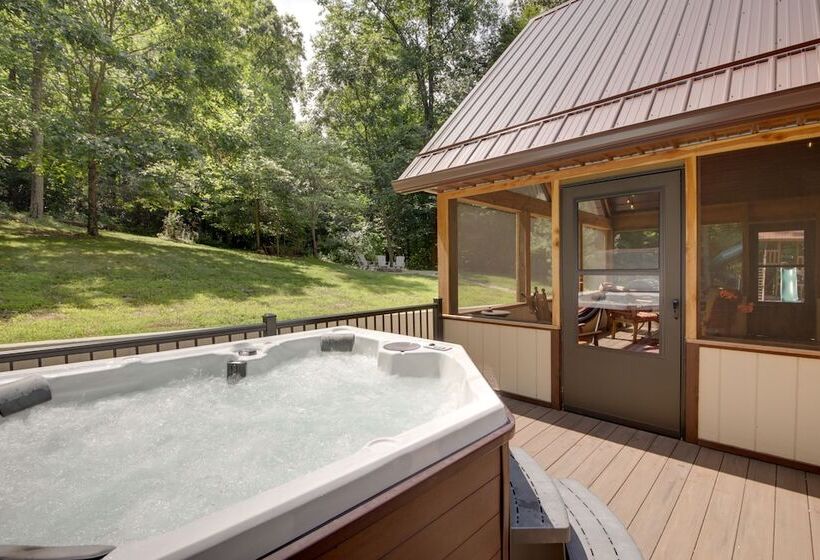 Family Friendly Indiana Cabin W/ Hot Tub & Decks