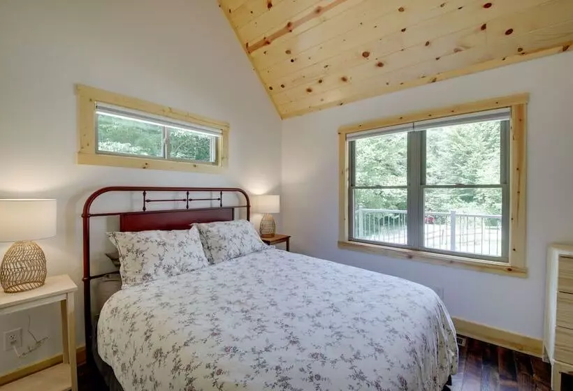 Family Friendly Indiana Cabin W/ Hot Tub & Decks