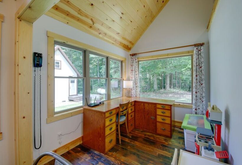 Family Friendly Indiana Cabin W/ Hot Tub & Decks