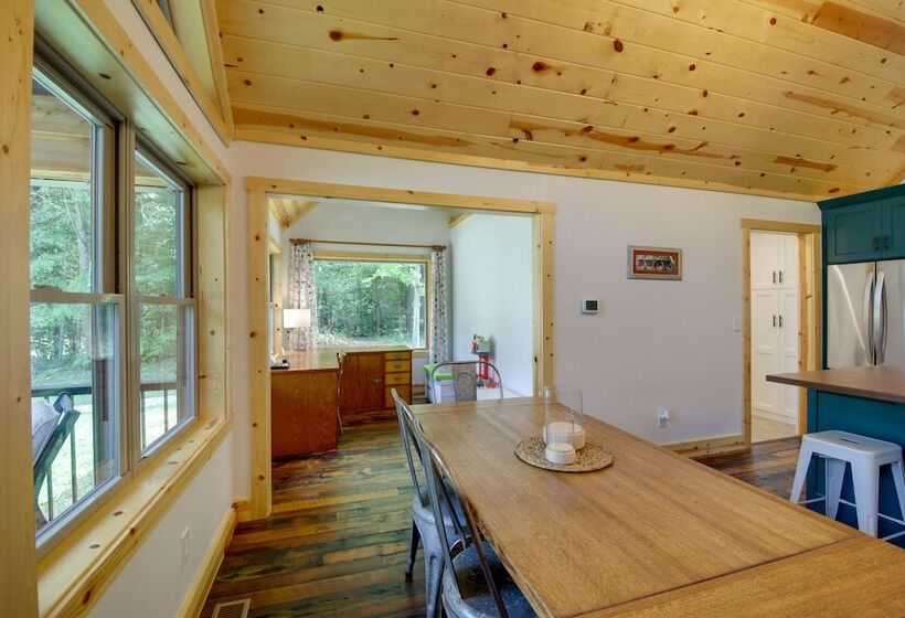 Family Friendly Indiana Cabin W/ Hot Tub & Decks