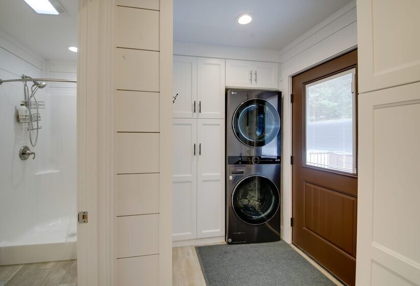 Family Friendly Indiana Cabin W/ Hot Tub & Decks