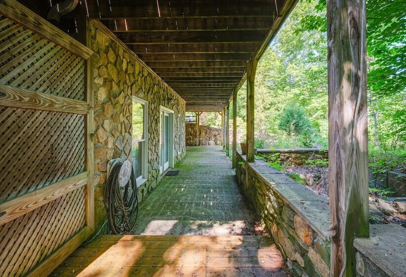 Idyllic Martinsville Retreat W/ Deck & Forest View