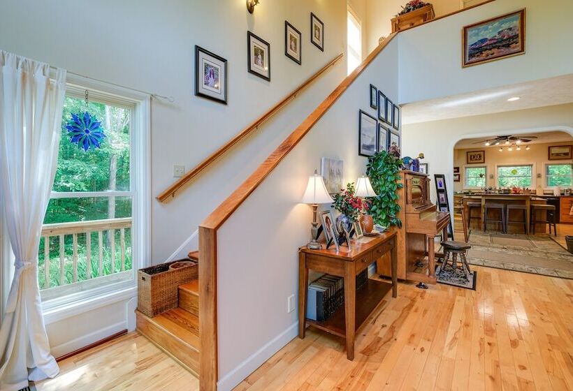 Idyllic Martinsville Retreat W/ Deck & Forest View