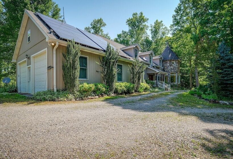 Idyllic Martinsville Retreat W/ Deck & Forest View