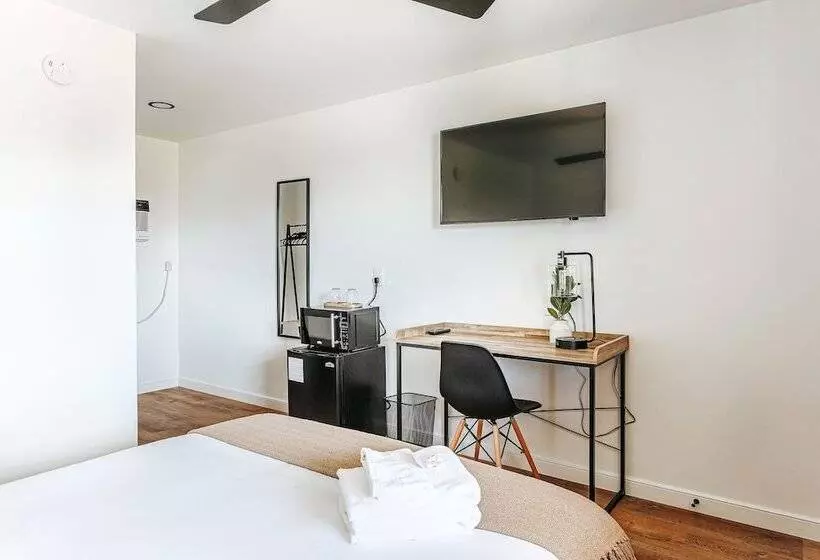 Motelli Grey Pine Lodge