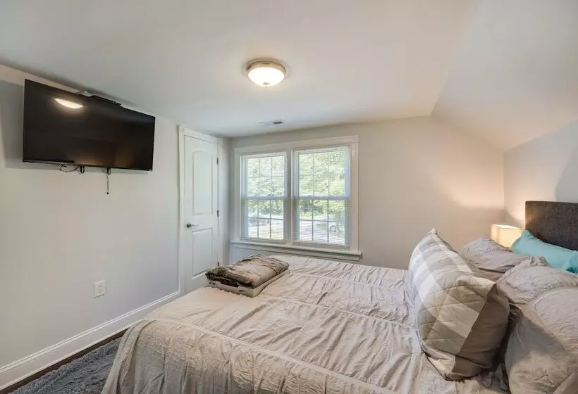 Pet Friendly The Wray Cottage W/ Large Backyard!