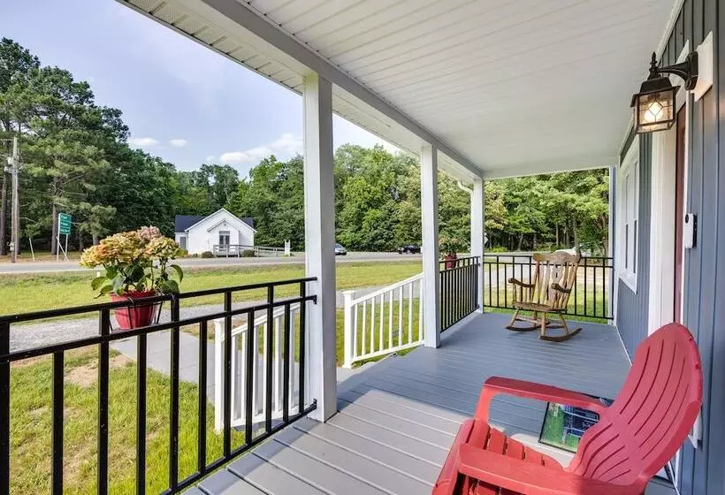 Pet Friendly The Wray Cottage W/ Large Backyard!