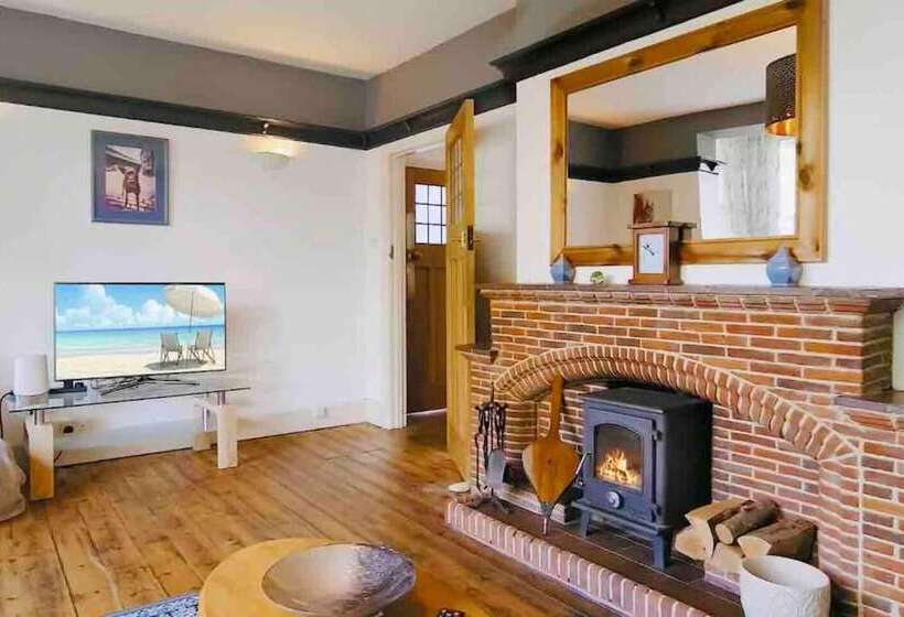 Rezydencja Beautifully Furnished Home 5 Minutes To The Sea!