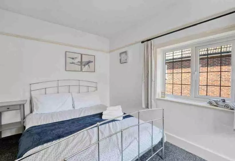 Residenssi Beautifully Furnished Home   5 Minutes To The Sea!