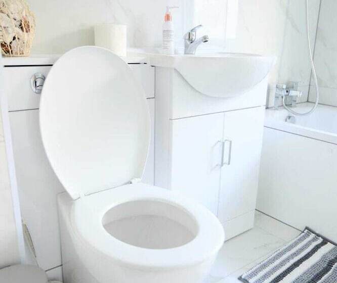 Резиденция Impeccable 3 Bed House In Plumstead, London