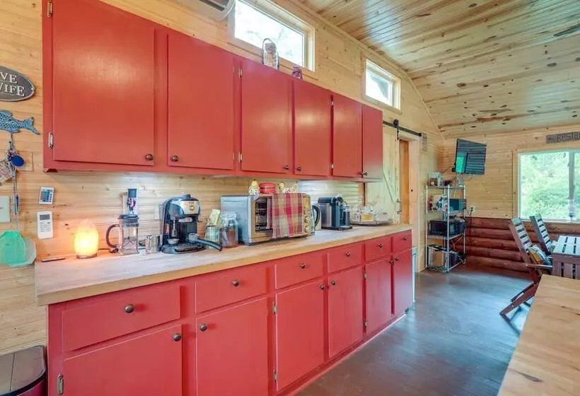 Rock River Hideaway On Private 5 Acre Island!