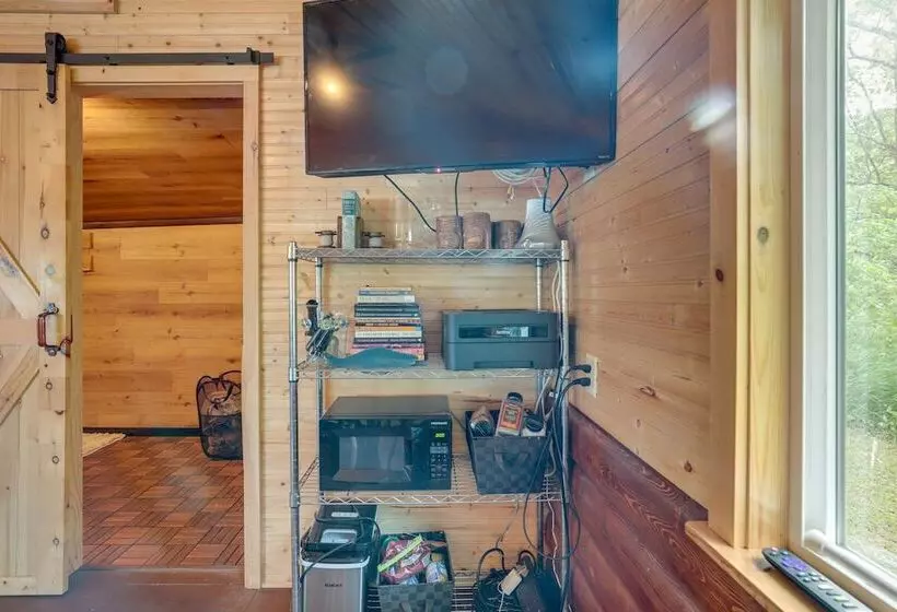 Rock River Hideaway On Private 5 Acre Island!