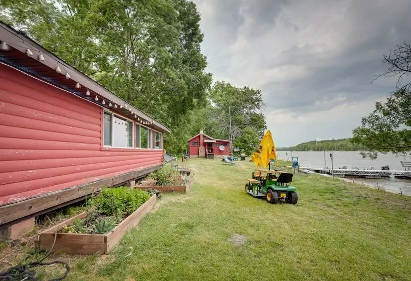 Rock River Hideaway On Private 5 Acre Island!