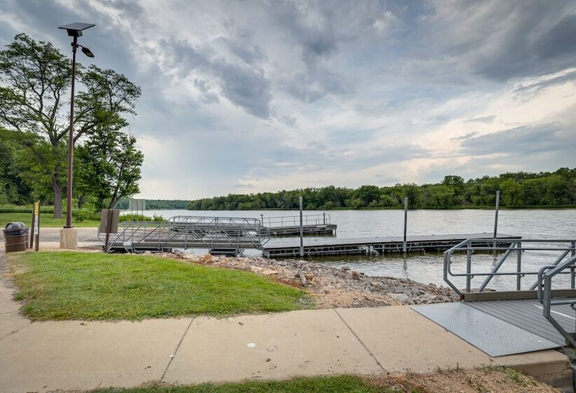 Rock River Hideaway On Private 5 Acre Island!