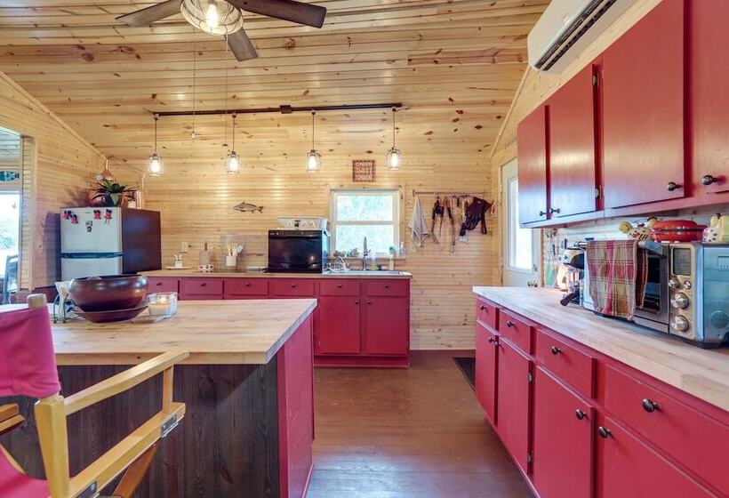 Rock River Hideaway On Private 5 Acre Island!