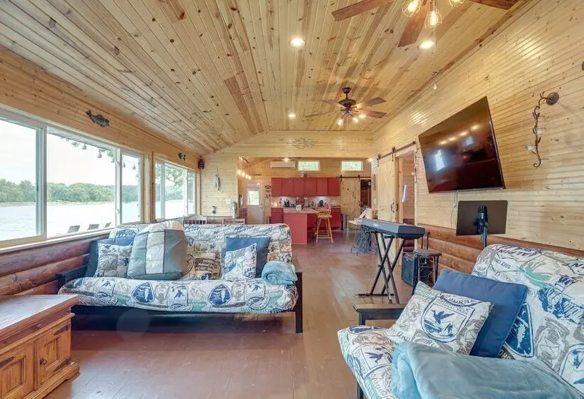 Rock River Hideaway On Private 5 Acre Island!
