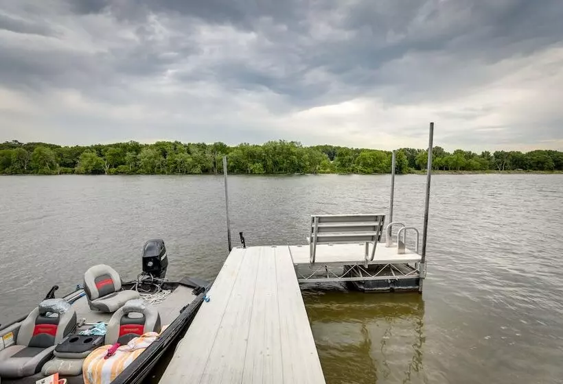 Rock River Hideaway On Private 5 Acre Island!