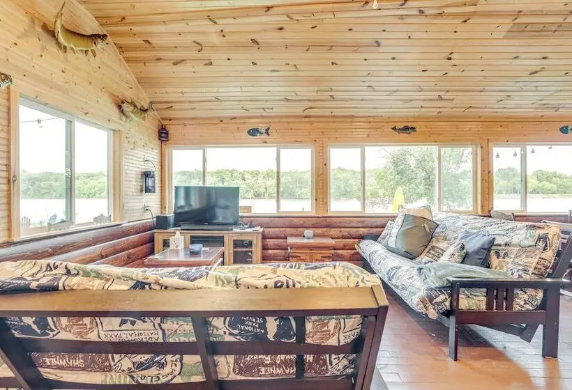 Rock River Hideaway On Private 5 Acre Island!