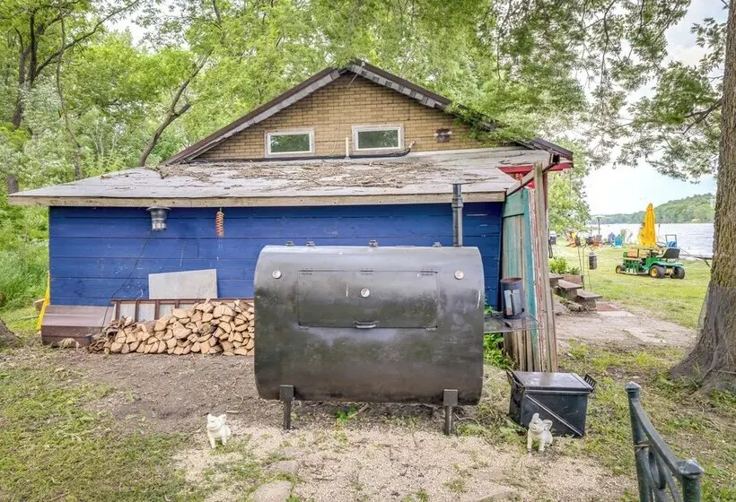 Rock River Hideaway On Private 5 Acre Island!