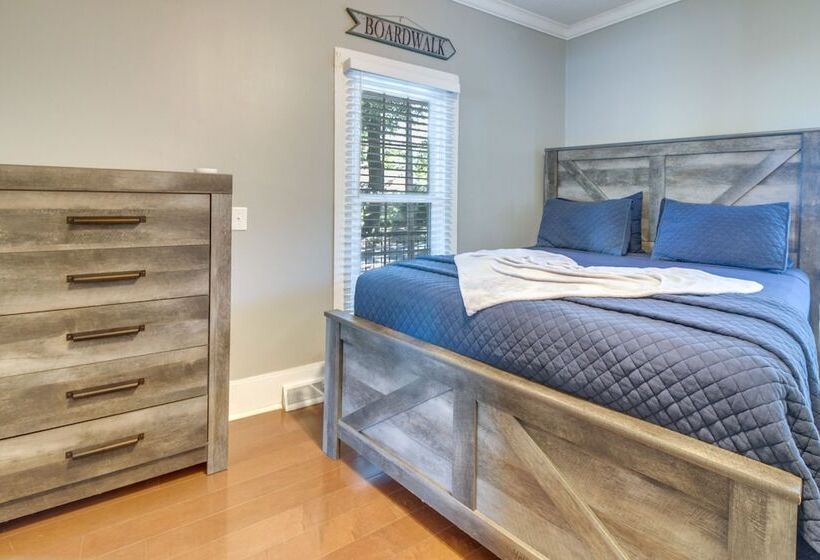 Serene Kings Mountain Home Near 2 Kings Casino!