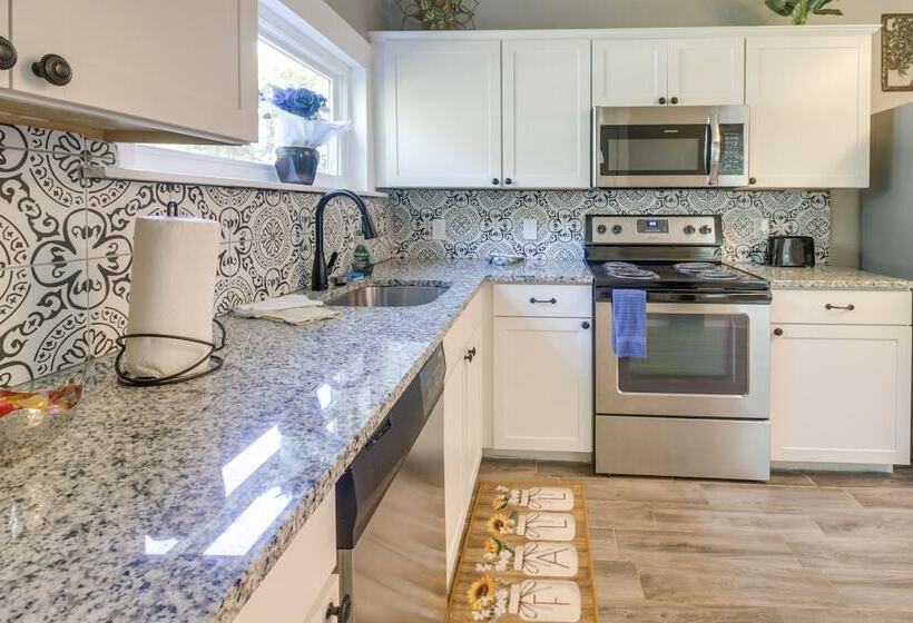 Serene Kings Mountain Home Near 2 Kings Casino!