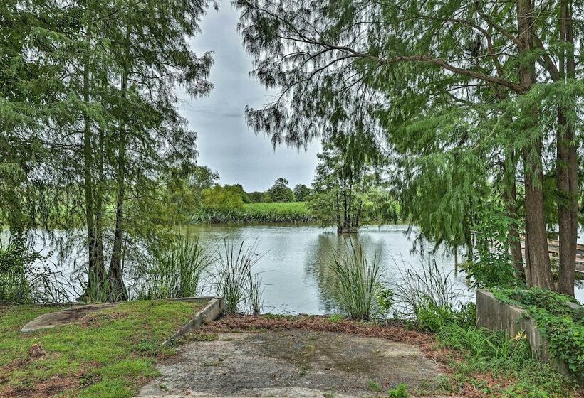 Spacious Family Home On Lake Marion W/ Boat Ramp!