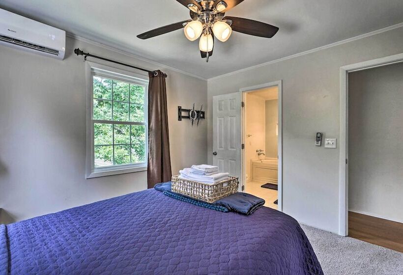 Spacious Family Home On Lake Marion W/ Boat Ramp!